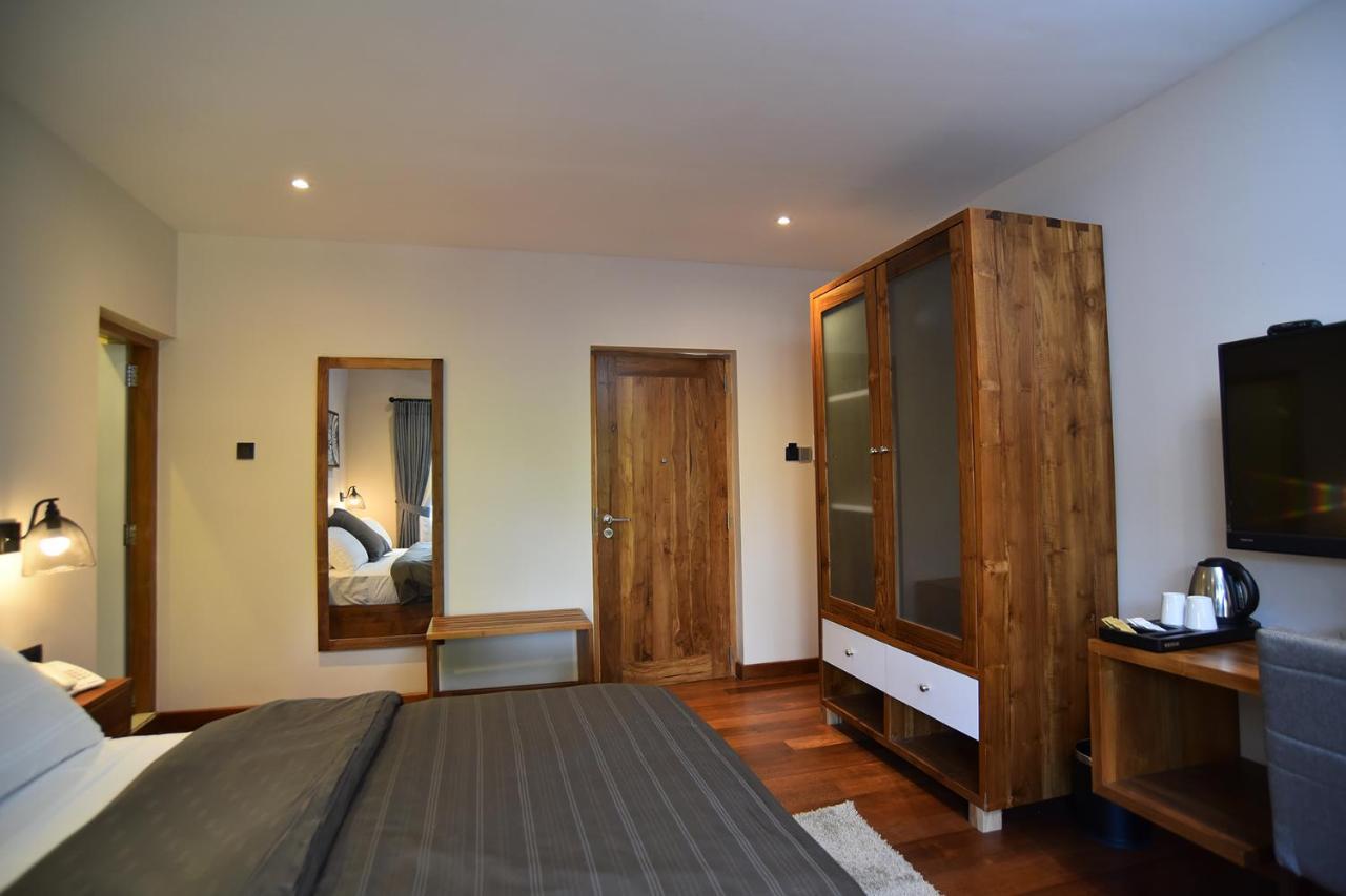 Aryana Boutique Anuradhapura